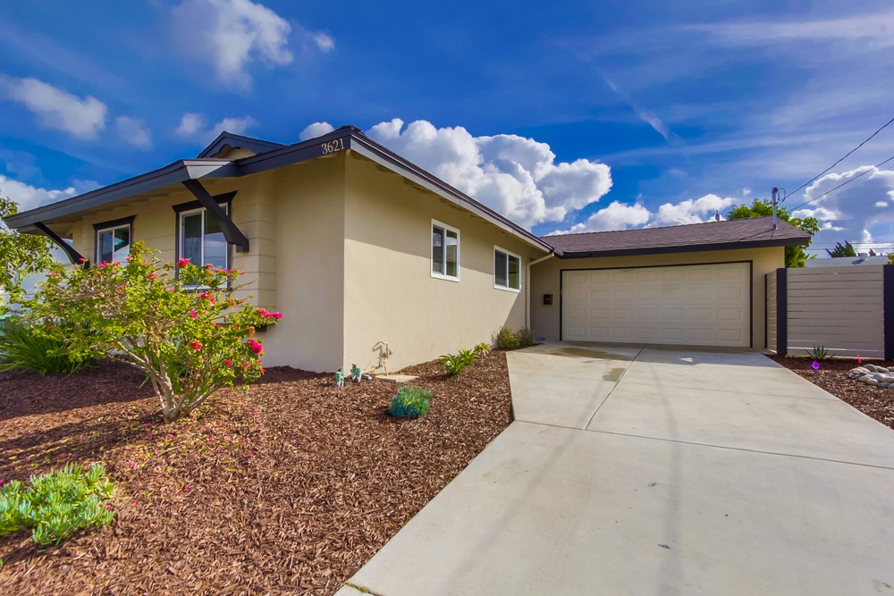 Virtual tour photo 6 of 41 for 3621 Mt Aladin Ave