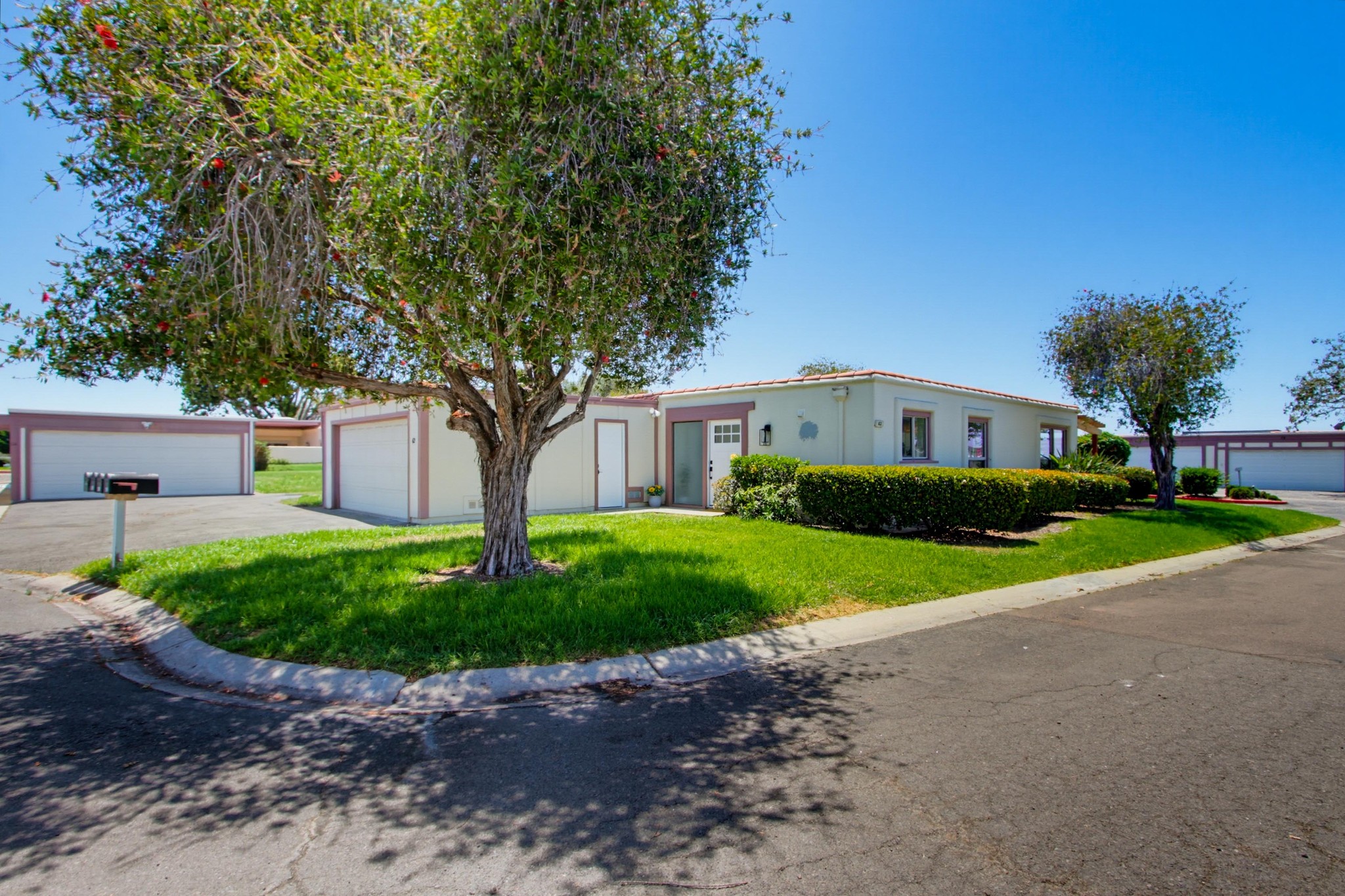 Virtual tour photo 3 of 54 for 3621 Vista Campana S Unit 62