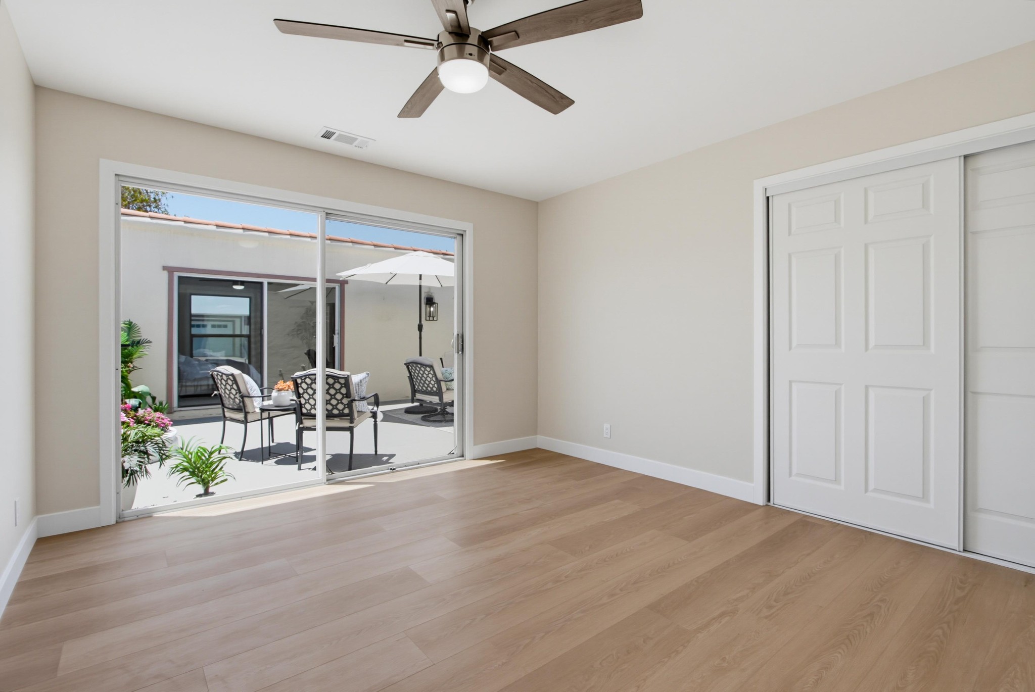 Virtual tour photo 32 of 54 for 3621 Vista Campana S Unit 62