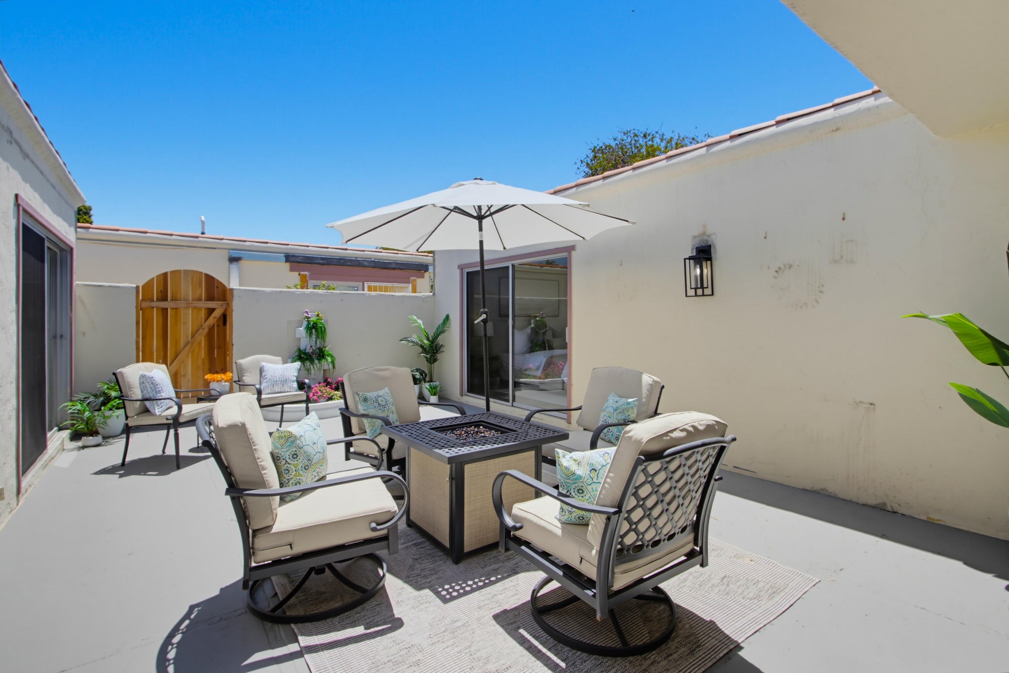 Virtual tour photo 43 of 54 for 3621 Vista Campana S Unit 62