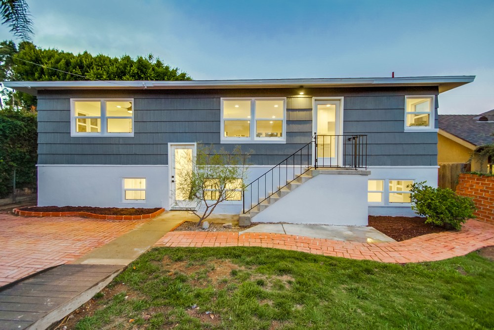 Virtual tour photo 10 of 72 for 3621 Wilcox St