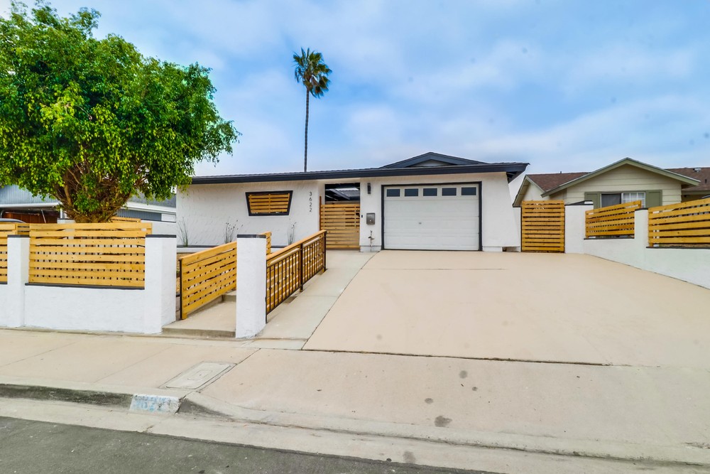 Virtual tour photo 1 of 52 for 3622 Agosto St