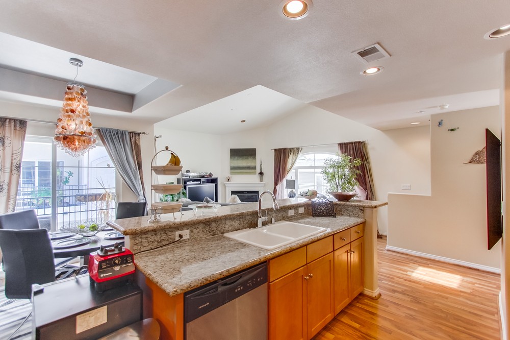 Virtual tour photo 27 of 68 for 3622 Indiana Street #105