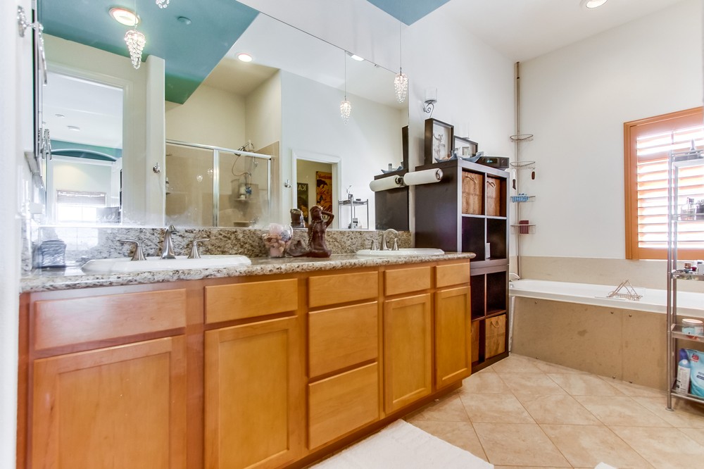 Virtual tour photo 40 of 68 for 3622 Indiana Street #105