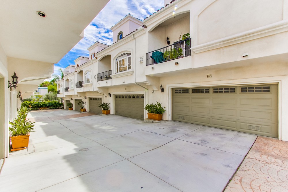 Virtual tour photo 65 of 68 for 3622 Indiana Street #105