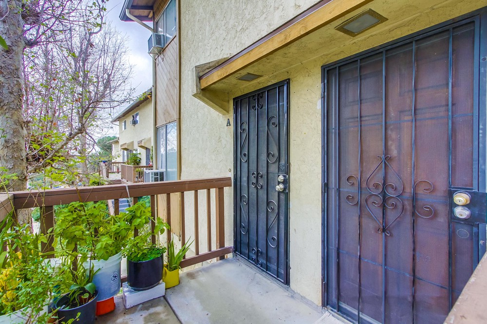 Virtual tour photo 6 of 37 for 3626 Lemona Ave
