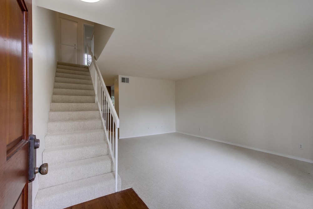 Virtual tour photo 9 of 37 for 3626 Lemona Ave