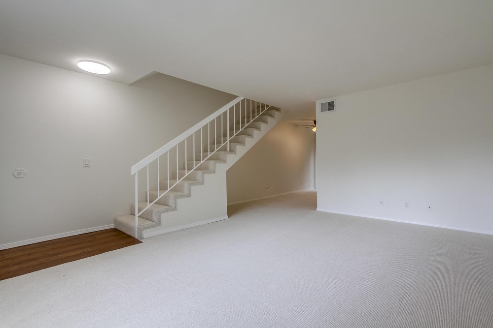 Virtual tour photo 10 of 37 for 3626 Lemona Ave