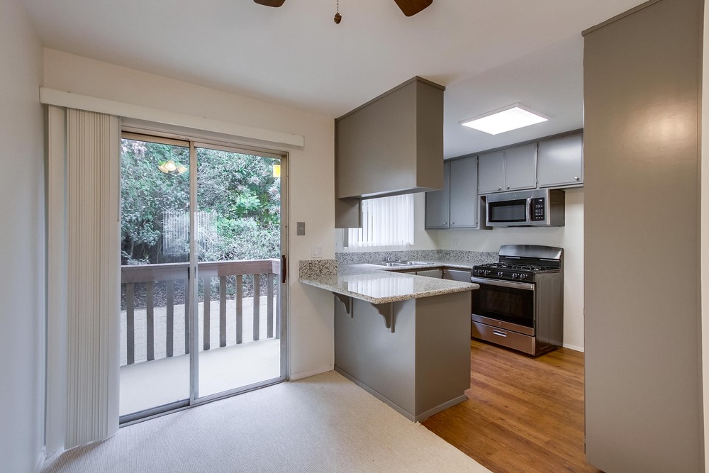 Virtual tour photo 14 of 37 for 3626 Lemona Ave