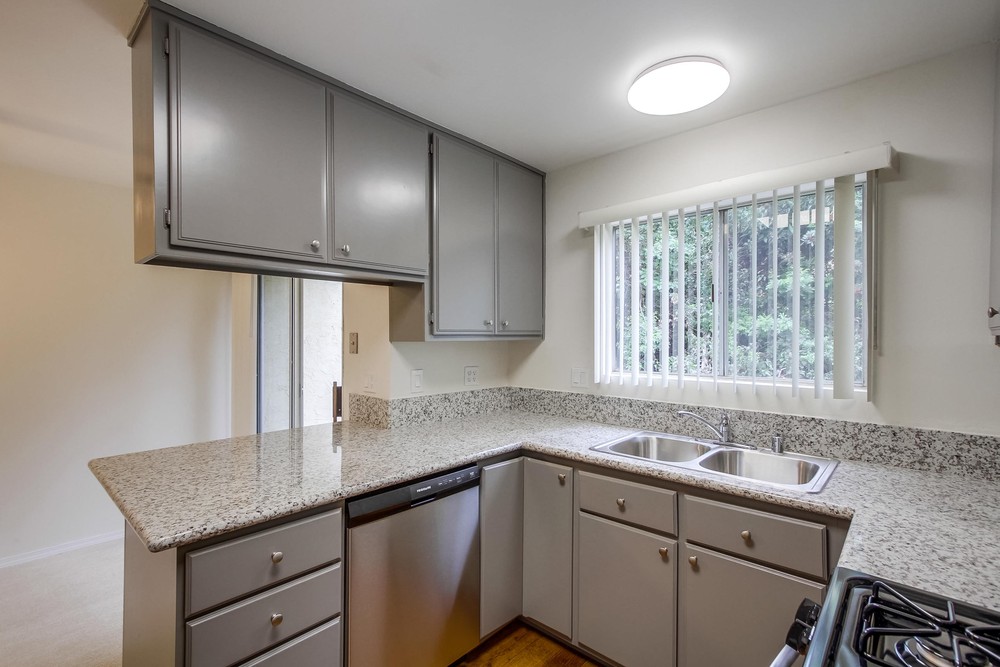 Virtual tour photo 20 of 37 for 3626 Lemona Ave