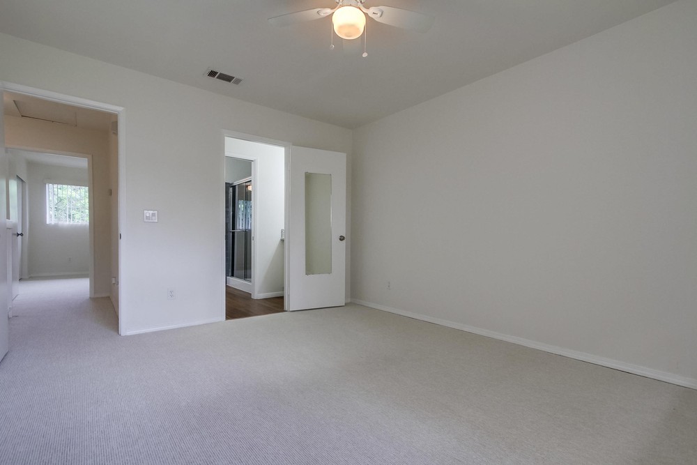 Virtual tour photo 27 of 37 for 3626 Lemona Ave