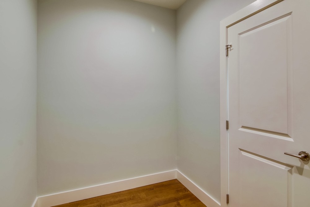 Virtual tour photo 32 of 63 for 3627 Bayonne Dr