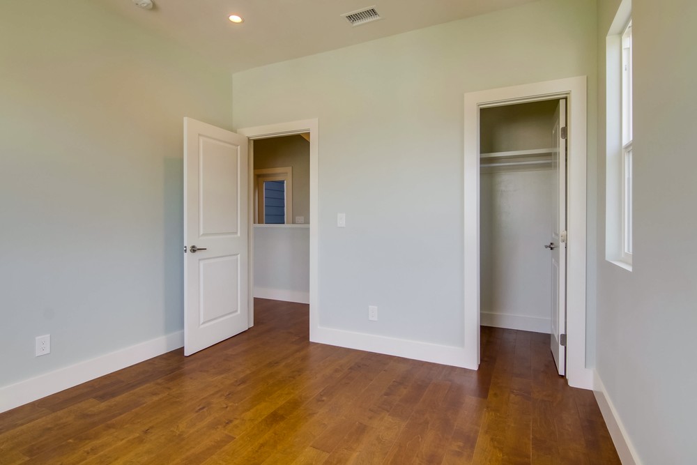Virtual tour photo 34 of 63 for 3627 Bayonne Dr