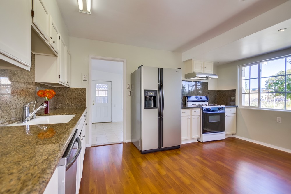 Virtual tour photo 12 of 41 for 3628 College Avenue