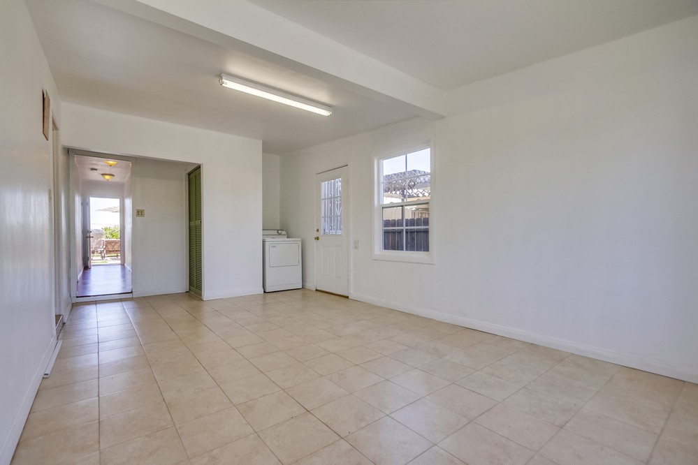 Virtual tour photo 18 of 41 for 3628 College Avenue
