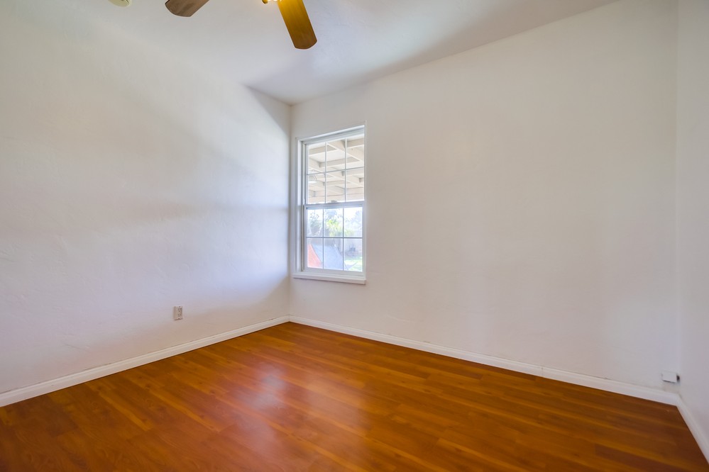 Virtual tour photo 27 of 41 for 3628 College Avenue