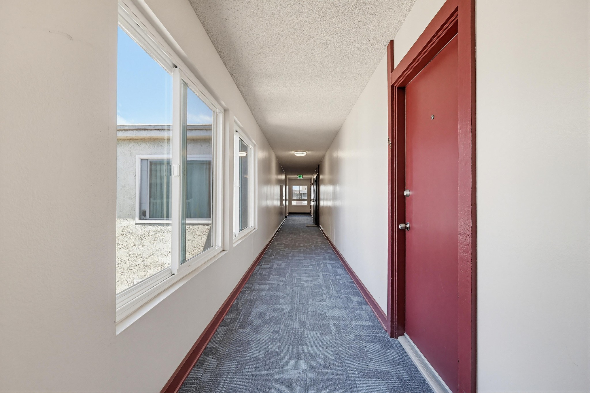 Virtual tour photo 8 of 46 for 363 Newport Ave UNIT 302