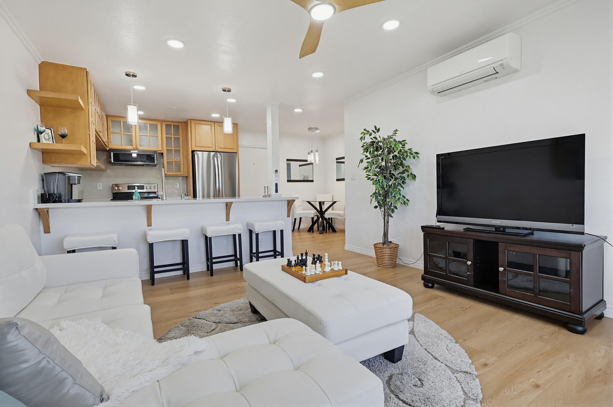 Virtual tour photo 23 of 46 for 363 Newport Ave UNIT 302