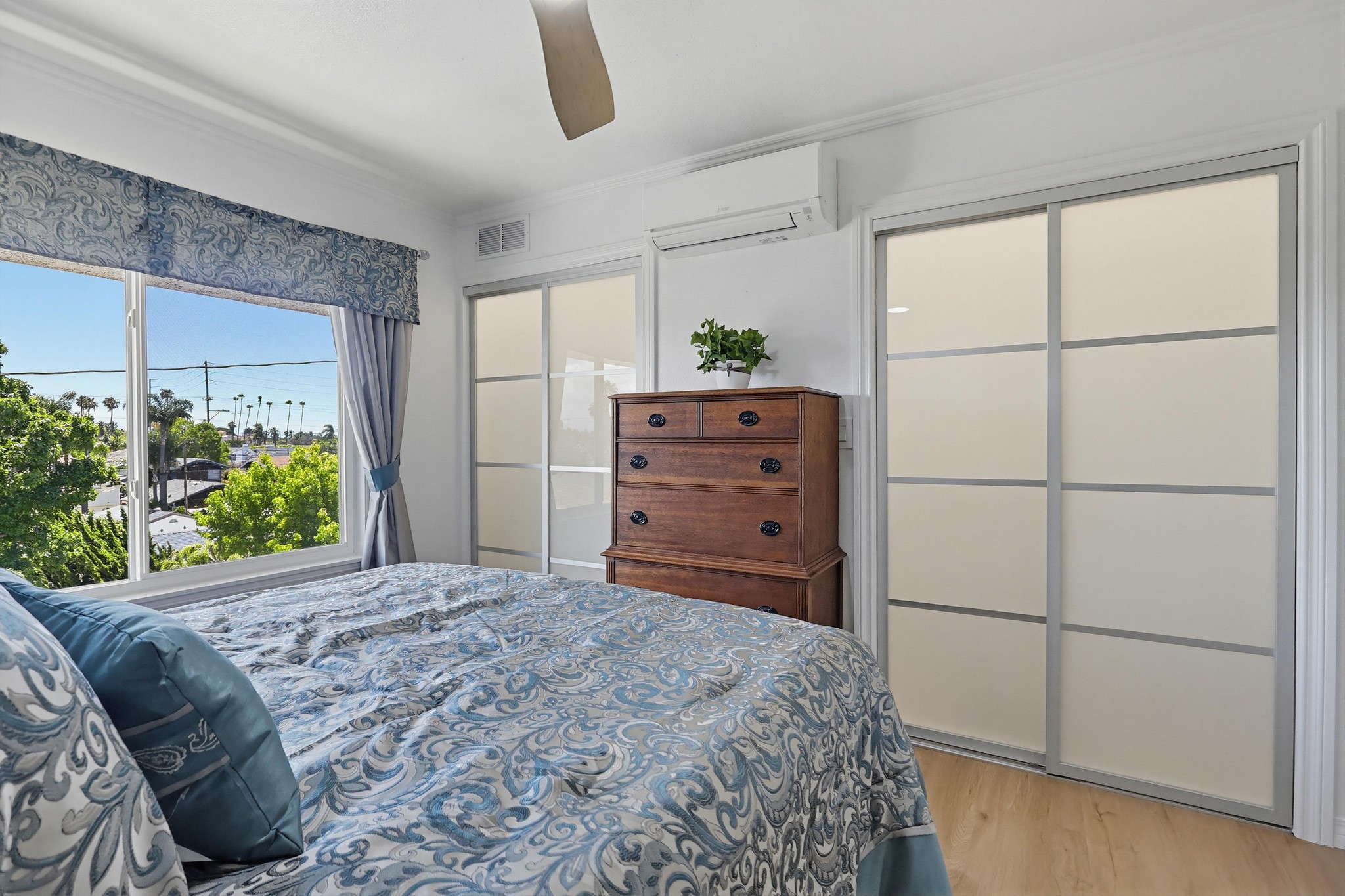 Virtual tour photo 30 of 46 for 363 Newport Ave UNIT 302