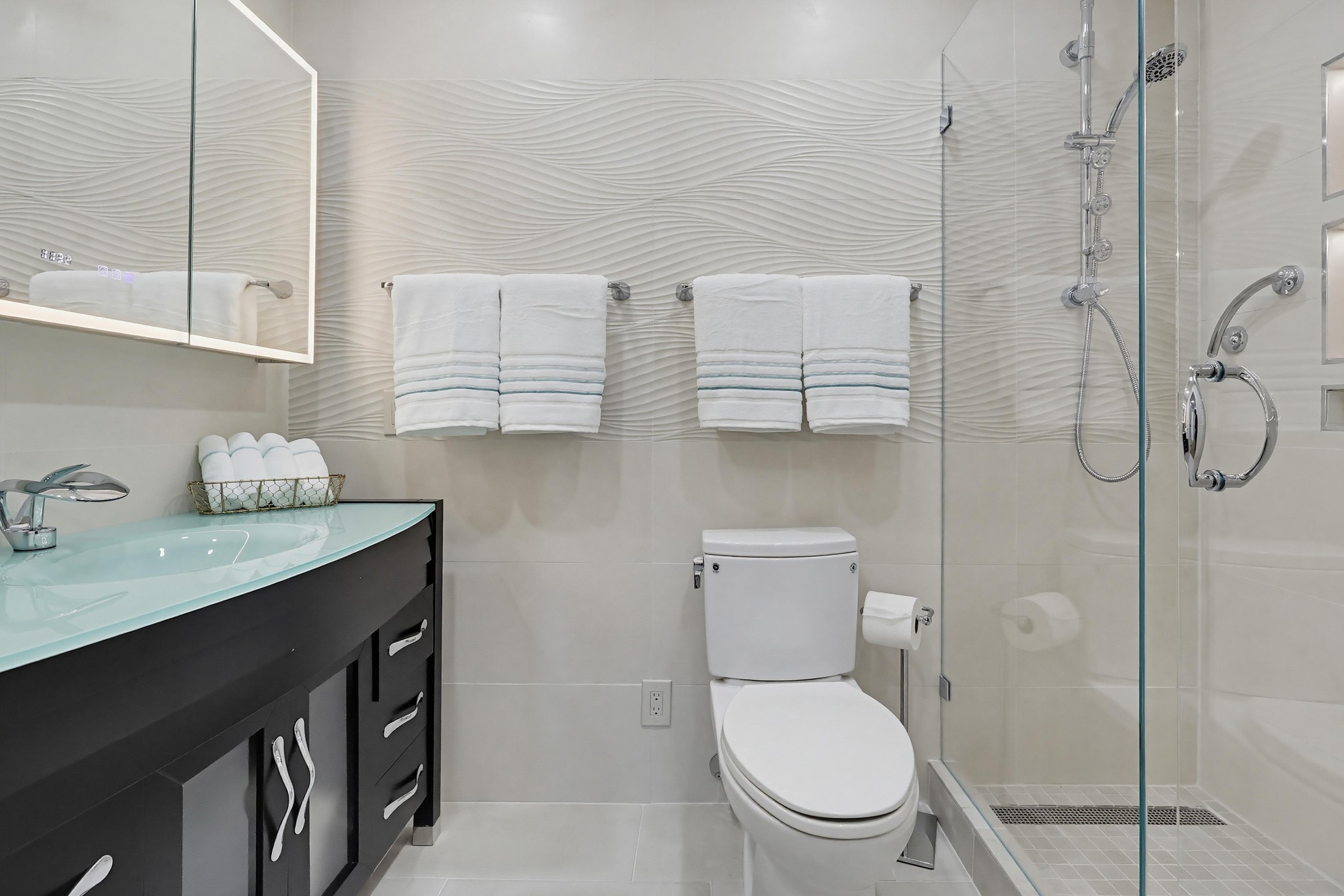Virtual tour photo 35 of 46 for 363 Newport Ave UNIT 302