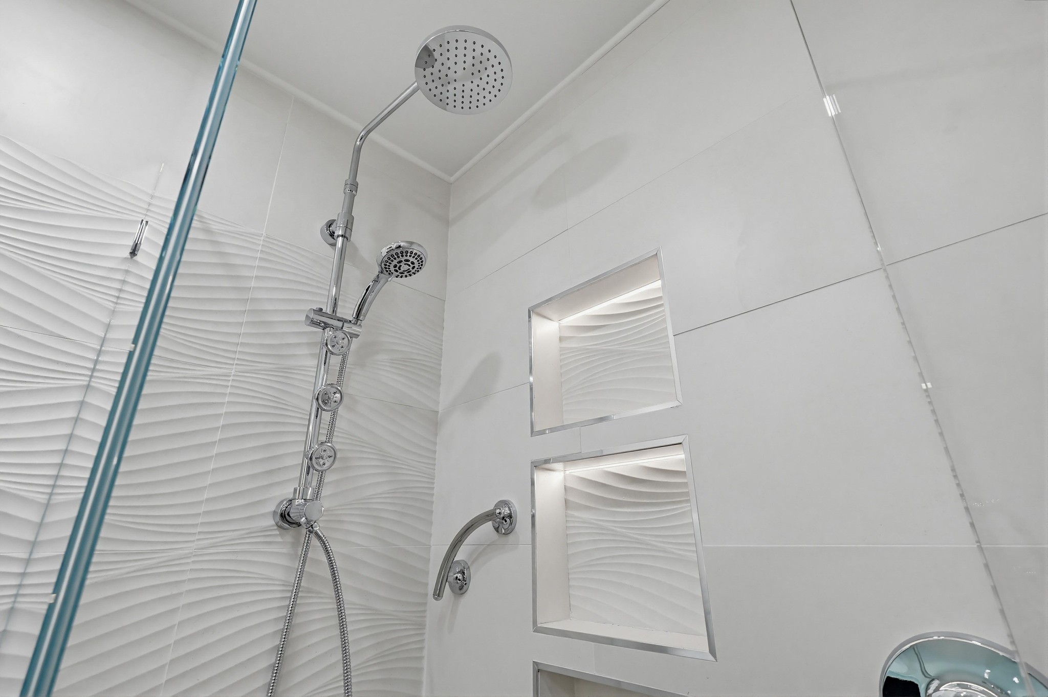 Virtual tour photo 38 of 46 for 363 Newport Ave UNIT 302