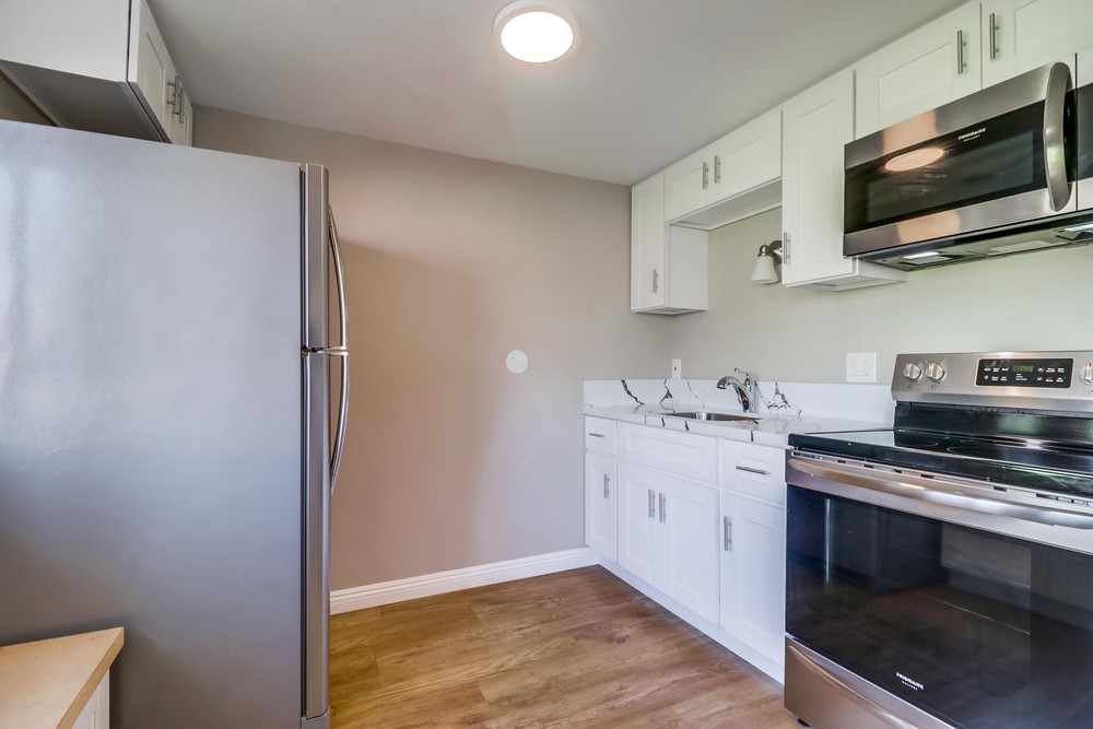 Virtual tour photo 10 of 22 for 3630 Bayside Ln