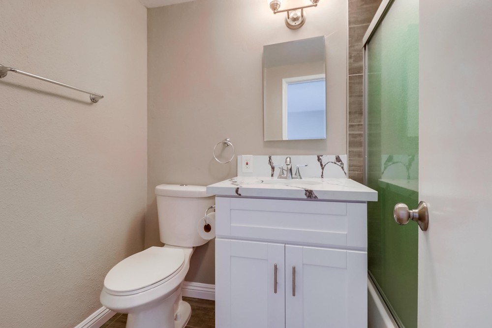 Virtual tour photo 14 of 22 for 3630 Bayside Ln