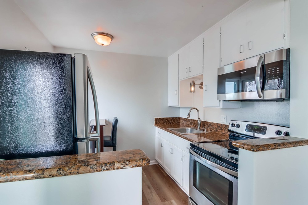 Virtual tour photo 17 of 27 for 3630 Bayside Ln
