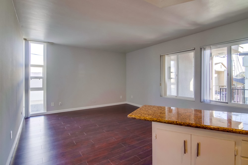 Virtual tour photo 5 of 24 for 3630 Bayside Ln Unit #2