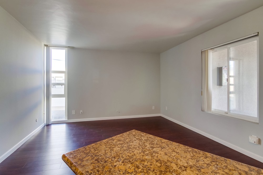 Virtual tour photo 6 of 24 for 3630 Bayside Ln Unit #2