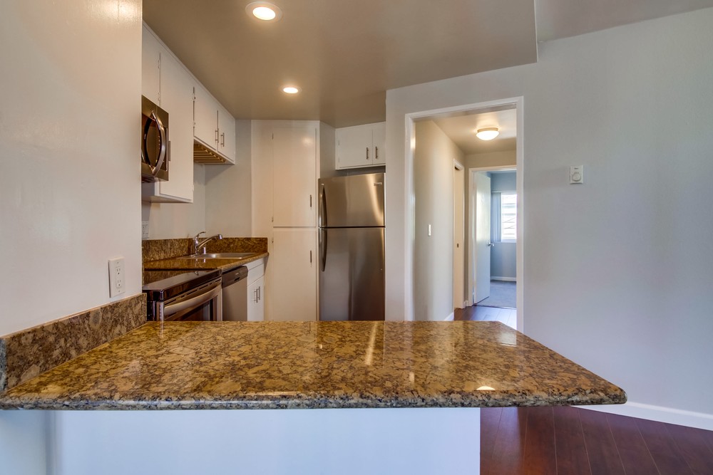 Virtual tour photo 7 of 24 for 3630 Bayside Ln Unit #2