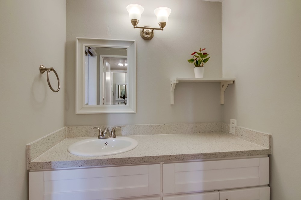 Virtual tour photo 16 of 24 for 3630 Bayside Ln Unit #2