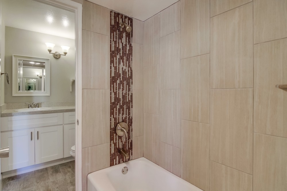 Virtual tour photo 22 of 24 for 3630 Bayside Ln Unit #2