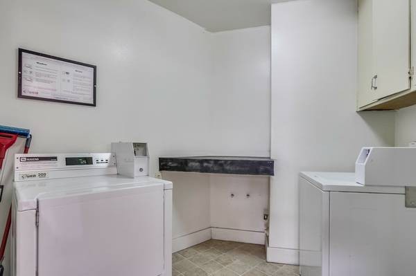 Virtual tour photo 23 of 24 for 3630 Bayside Ln Unit #2