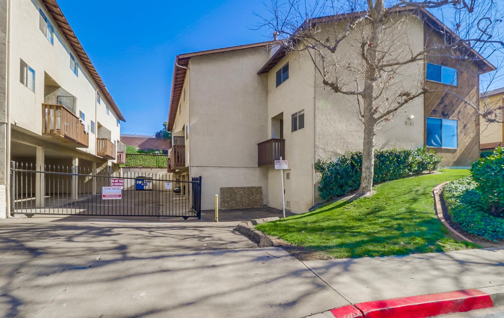 Virtual tour photo 3 of 35 for 3631 Lemona Ave unit A