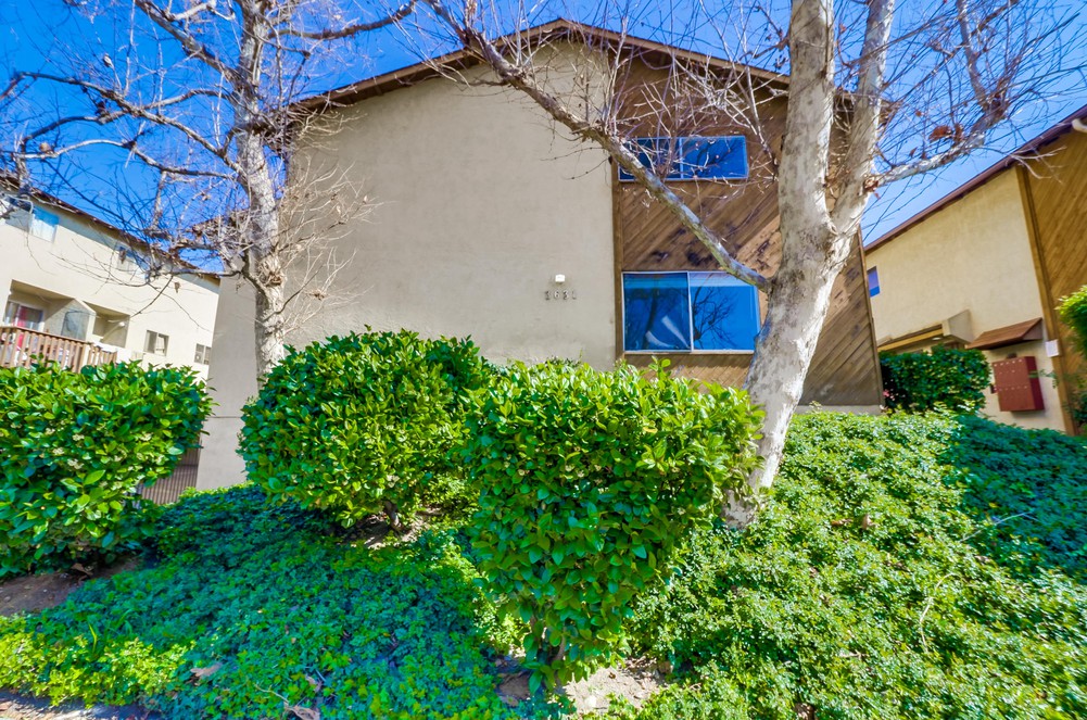 Virtual tour photo 4 of 35 for 3631 Lemona Ave unit A