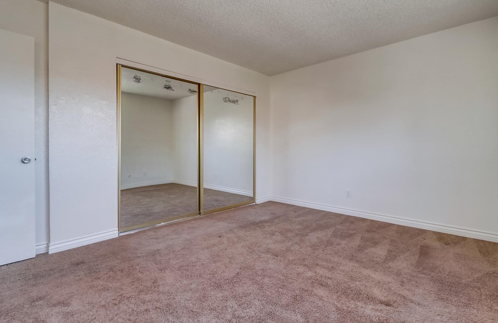 Virtual tour photo 23 of 35 for 3631 Lemona Ave unit A