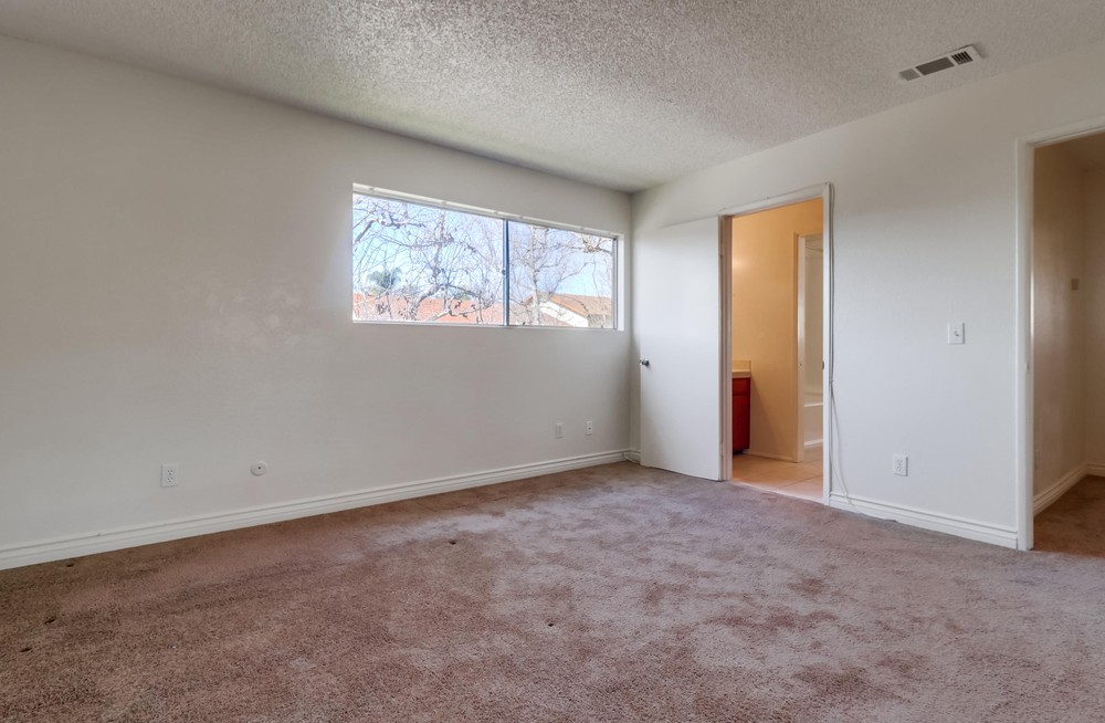 Virtual tour photo 25 of 35 for 3631 Lemona Ave unit A