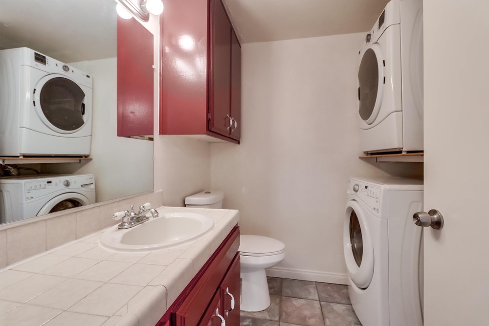 Virtual tour photo 31 of 35 for 3631 Lemona Ave unit A