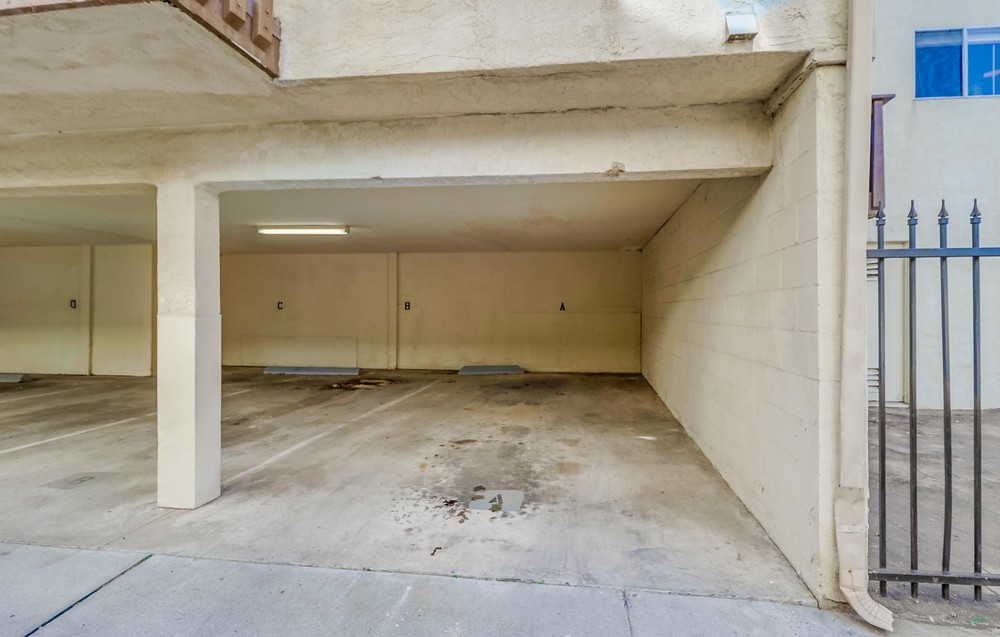Virtual tour photo 36 of 35 for 3631 Lemona Ave unit A
