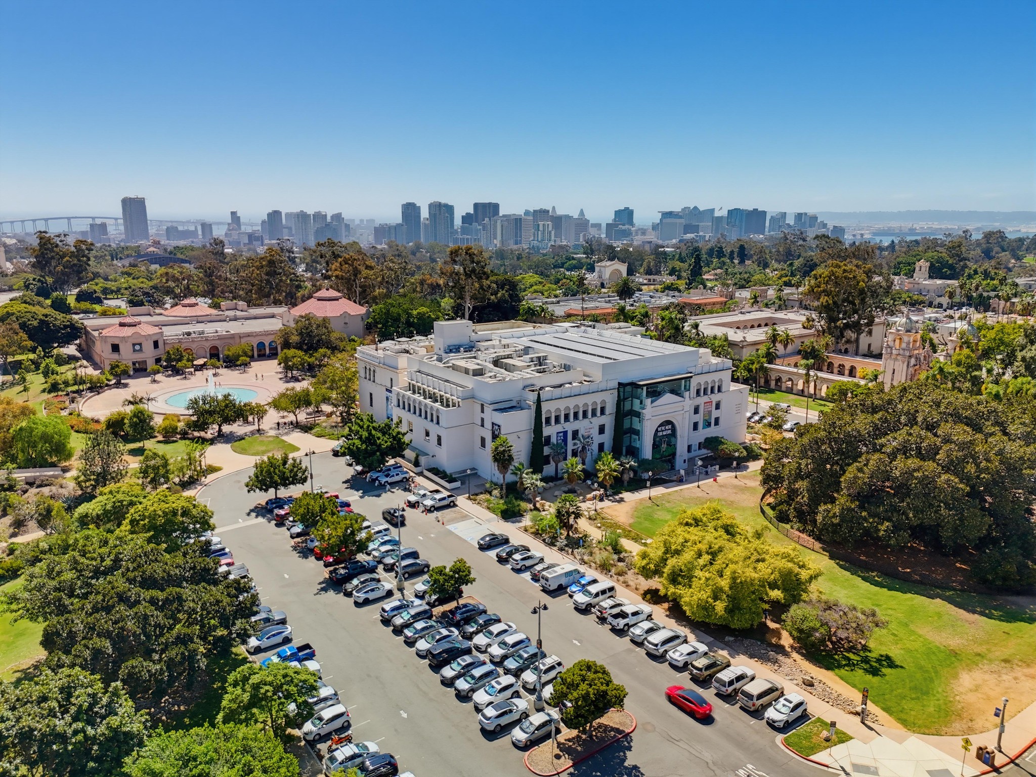 Virtual tour photo 27 of 29 for 3633-39 Wilshire Terrace