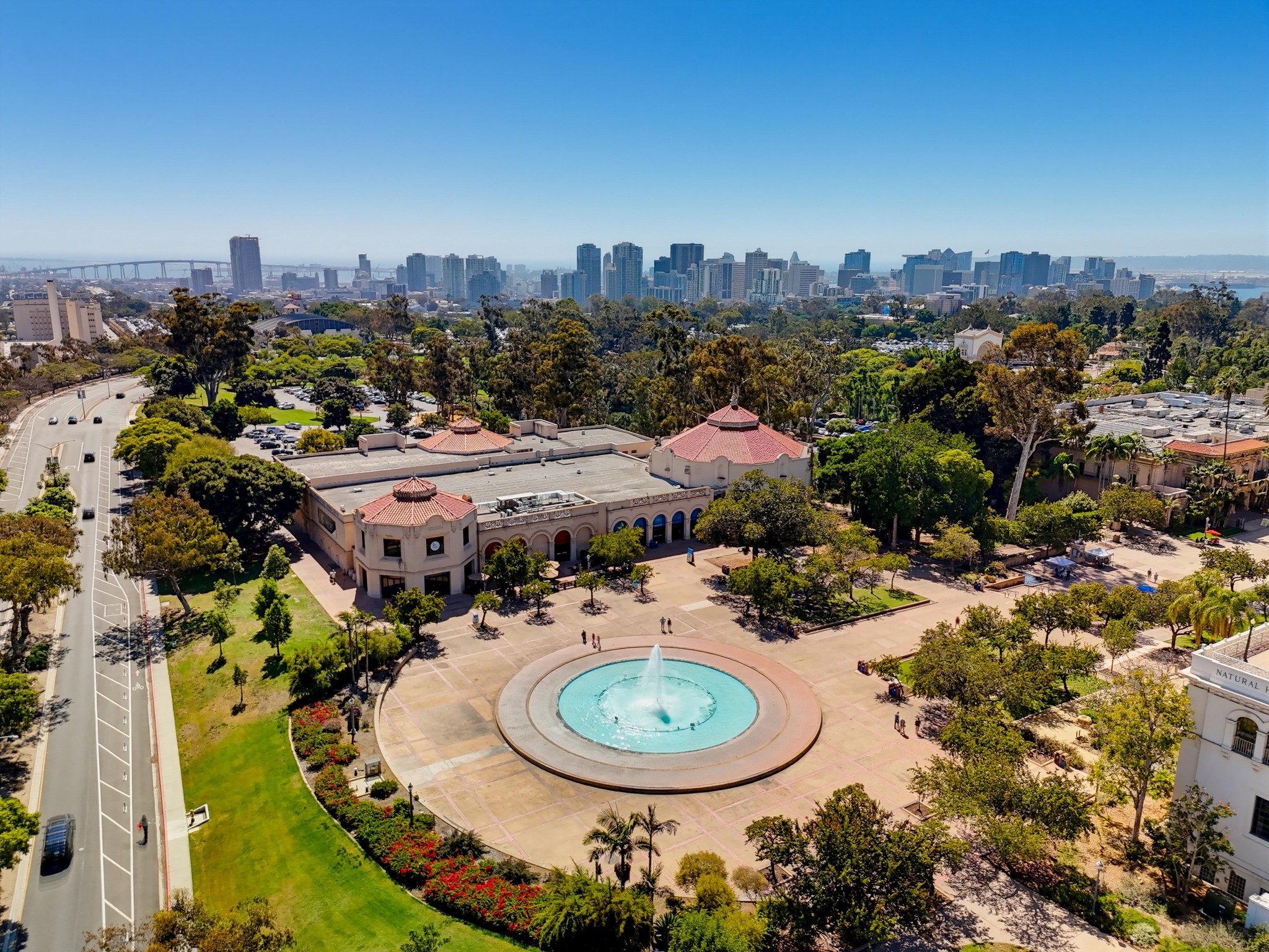 Virtual tour photo 28 of 29 for 3633-39 Wilshire Terrace