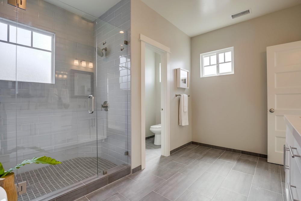 Virtual tour photo 51 of 84 for 3633 Bayonne Dr