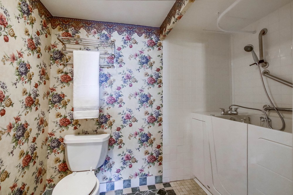Virtual tour photo 19 of 24 for 3634 7th Ave #3A