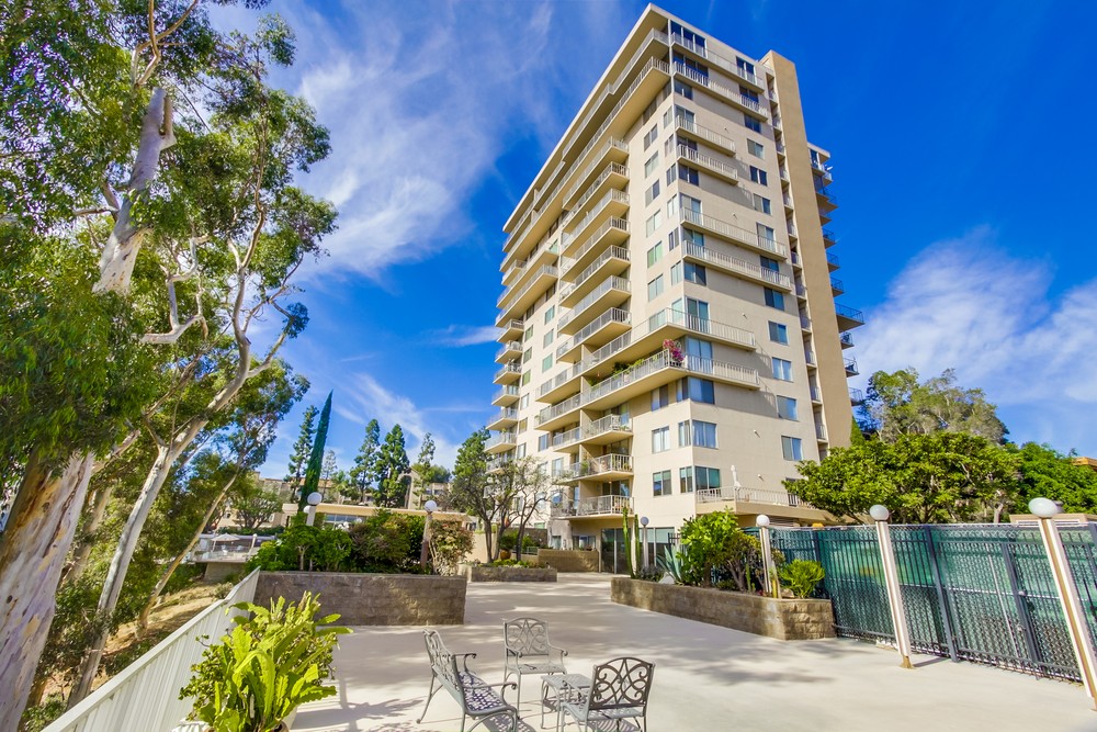 Virtual tour photo 4 of 55 for 3634 7th Ave Unit 4E
