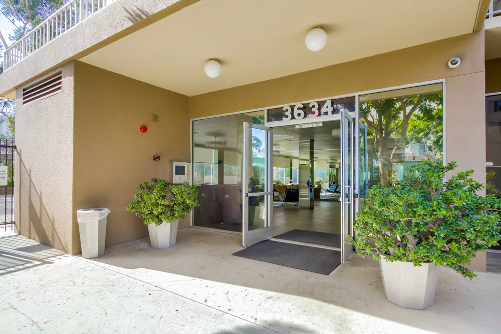 Virtual tour photo 6 of 55 for 3634 7th Ave Unit 4E