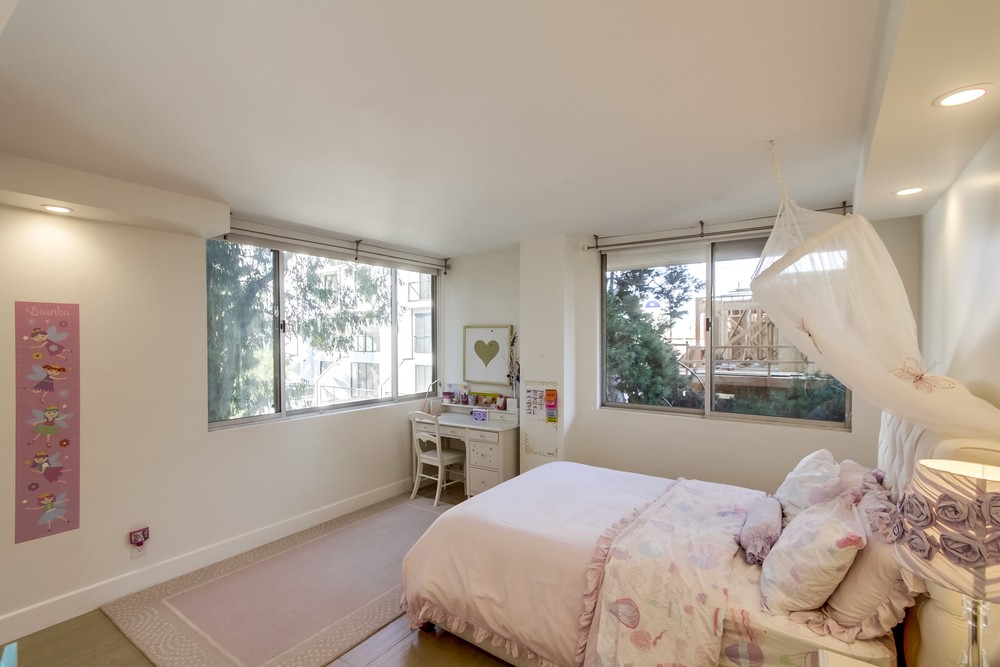 Virtual tour photo 29 of 55 for 3634 7th Ave Unit 4E