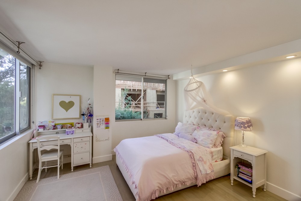 Virtual tour photo 30 of 55 for 3634 7th Ave Unit 4E