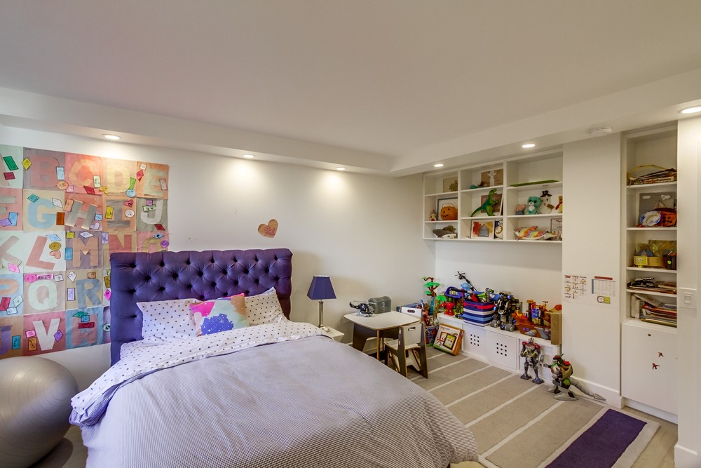 Virtual tour photo 35 of 55 for 3634 7th Ave Unit 4E