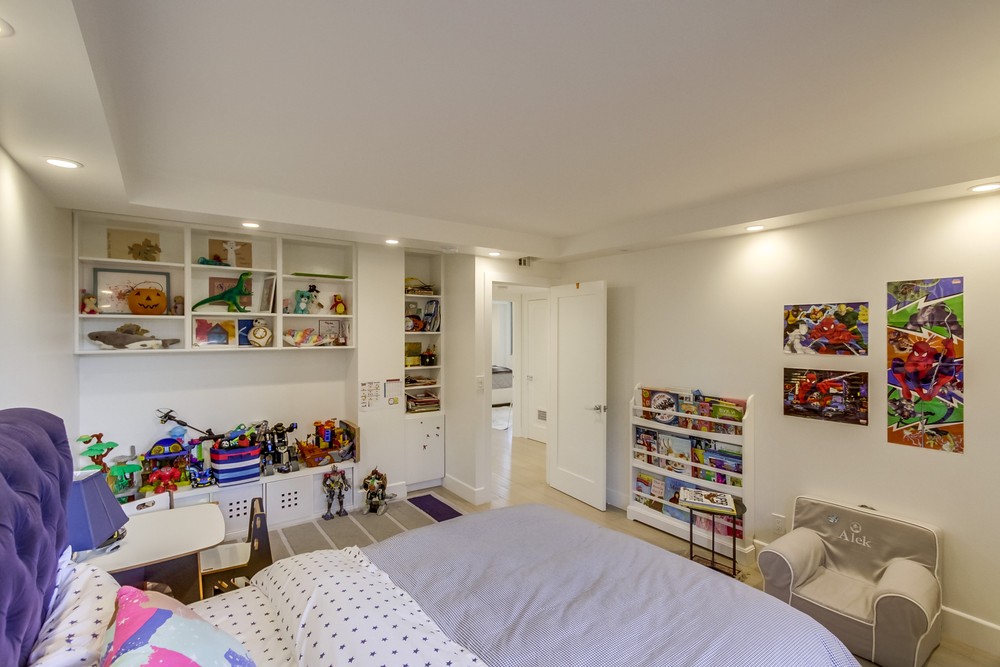 Virtual tour photo 37 of 55 for 3634 7th Ave Unit 4E